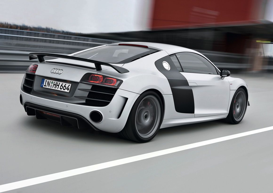 Recreating the backbone of the GT track | 08-13 Audi R8 V10 GT carbon fiber rear diffuser